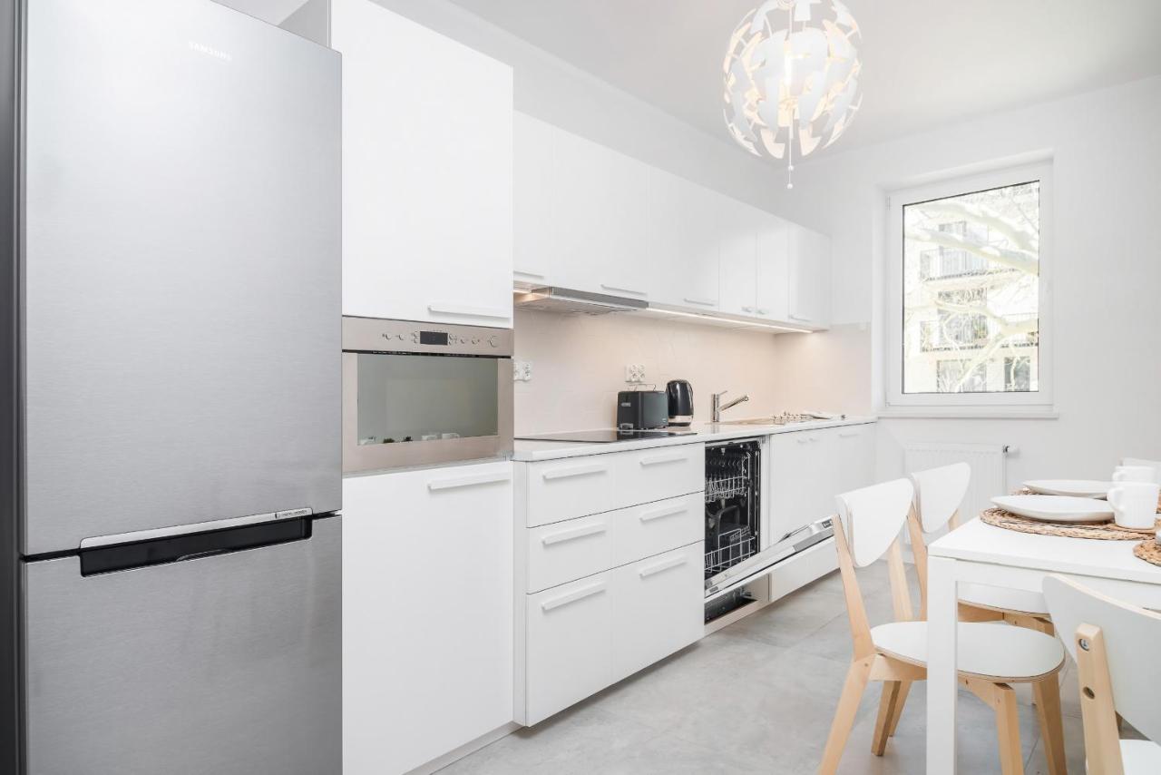 Botanic Gardens Apartment With Free Garage Wroclaw By Noclegi Renters Eksteriør billede